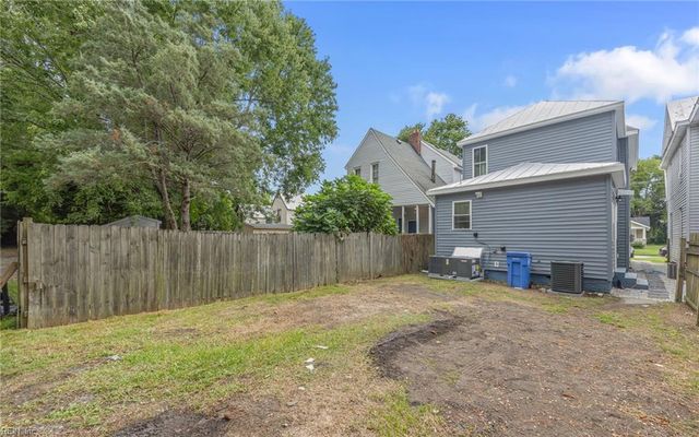 1338 Seaboard AVE, Chesapeake, VA 23324