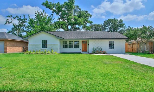 5313 De Lange Lane, Houston, TX 77092