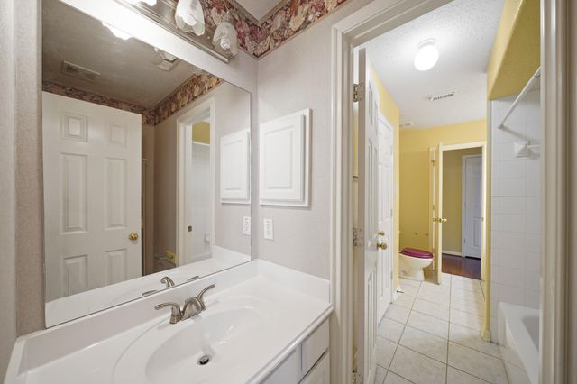 4903 Cedar Cove Drive, Baytown, TX 77521