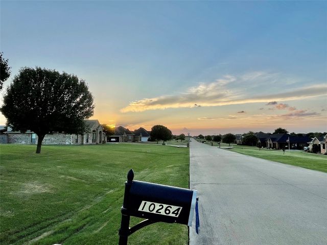 10264 Fireside Lane, Forney, TX 75126