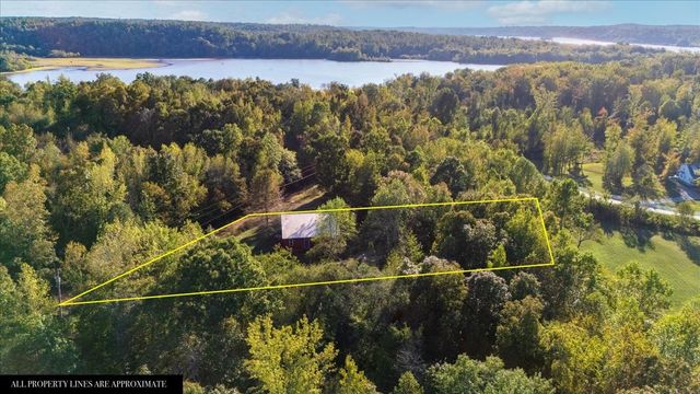 3316 Toms Creek Rd, Linden, TN 37096