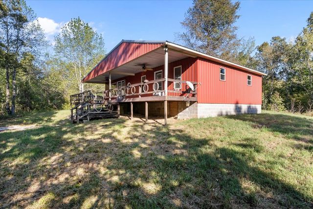3316 Toms Creek Rd, Linden, TN 37096