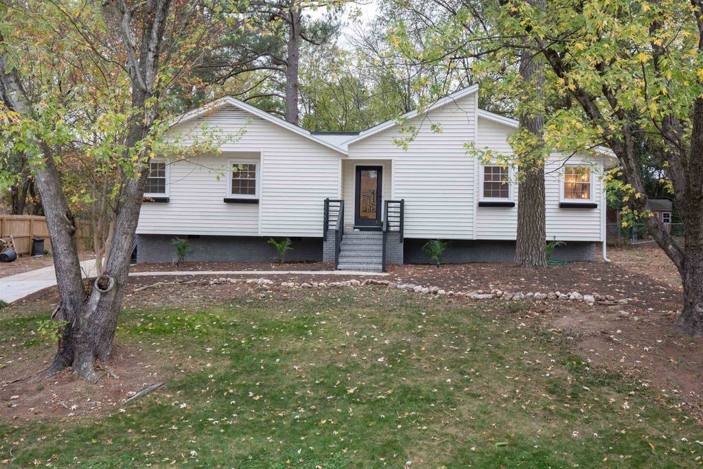 5220 Old Forge Circle, Raleigh, NC 27609
