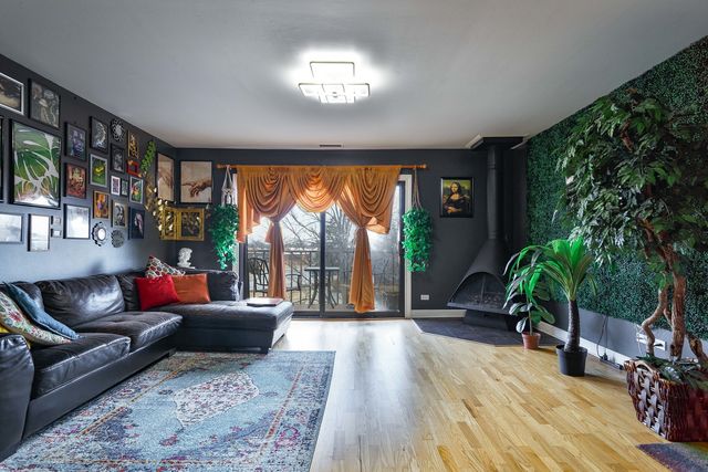 701 Limerick Lane 3B, Schaumburg, IL 60193