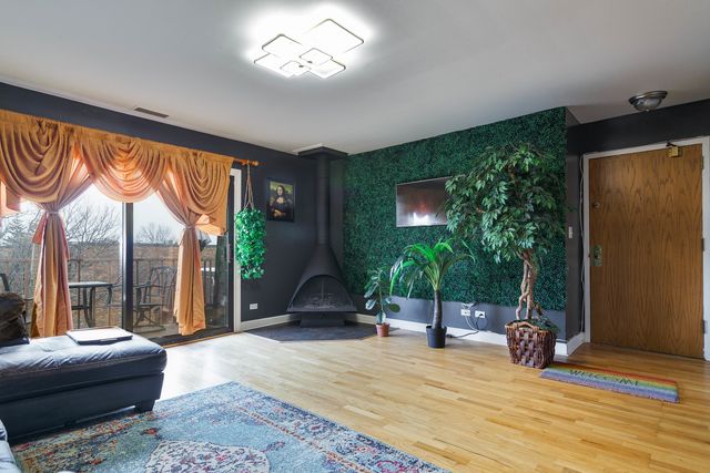 701 Limerick Lane 3B, Schaumburg, IL 60193