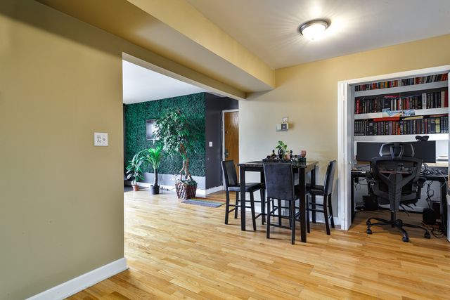 701 Limerick Lane 3B, Schaumburg, IL 60193