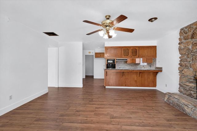 6762 Langrell Way, Sacramento, CA 95831