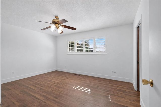 6762 Langrell Way, Sacramento, CA 95831