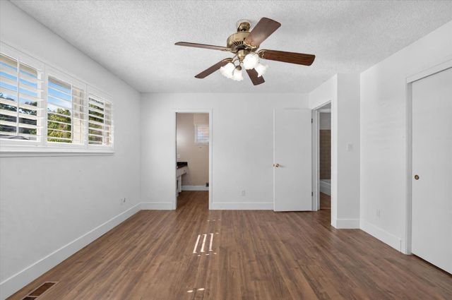 6762 Langrell Way, Sacramento, CA 95831