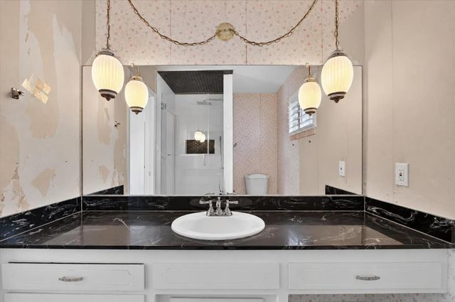 6762 Langrell Way, Sacramento, CA 95831