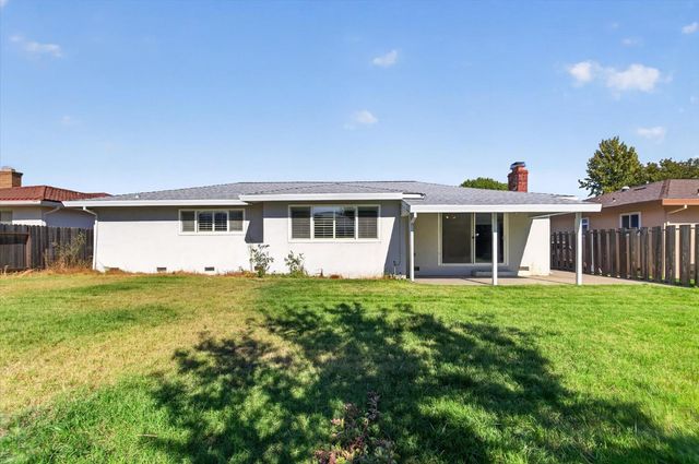 6762 Langrell Way, Sacramento, CA 95831