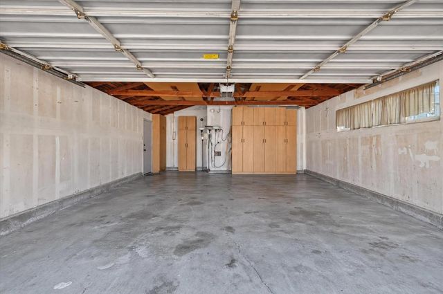 6762 Langrell Way, Sacramento, CA 95831