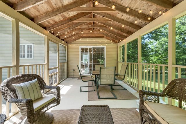 2 Hampshire Hills Drive, Bow, NH 03304