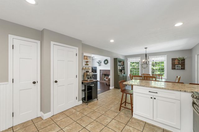 2 Hampshire Hills Drive, Bow, NH 03304