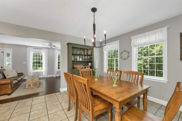 2 Hampshire Hills Drive, Bow, NH 03304