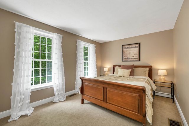 2 Hampshire Hills Drive, Bow, NH 03304