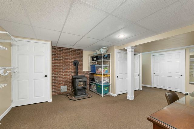 2 Hampshire Hills Drive, Bow, NH 03304