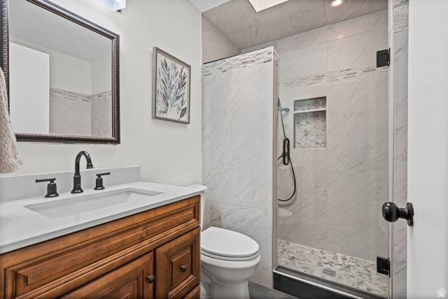 341 E HEATHER RIDGE CIR, Sandy, UT 84070