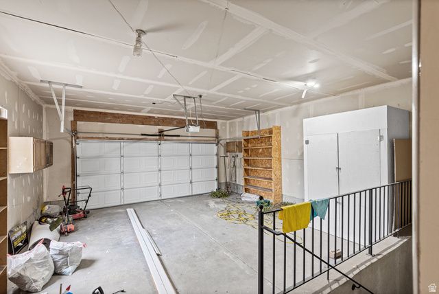 341 E HEATHER RIDGE CIR, Sandy, UT 84070