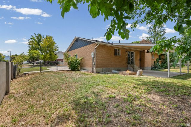 341 E HEATHER RIDGE CIR, Sandy, UT 84070