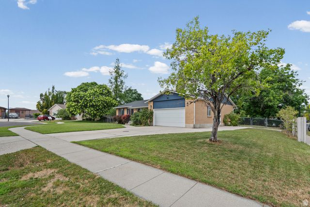 341 E HEATHER RIDGE CIR, Sandy, UT 84070