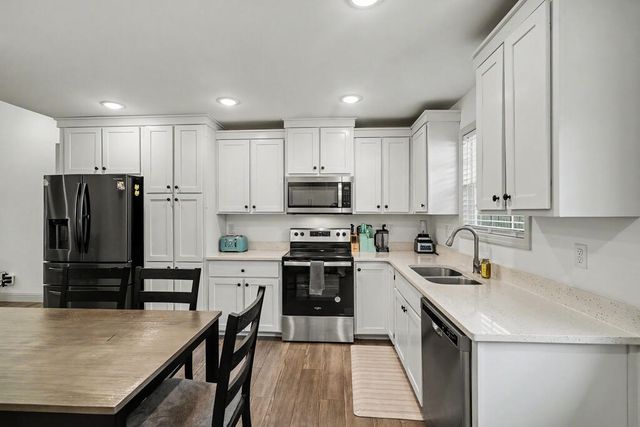 2101 Hummingbird Drive, Dalton, GA 30721