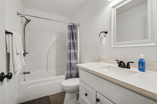 2101 Hummingbird Drive, Dalton, GA 30721