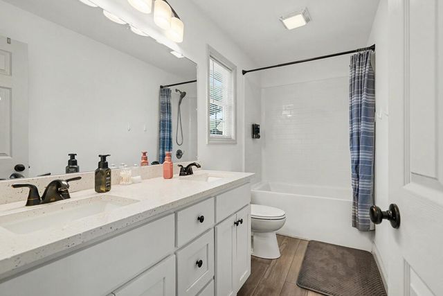 2101 Hummingbird Drive, Dalton, GA 30721