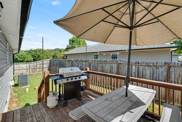 2101 Hummingbird Drive, Dalton, GA 30721