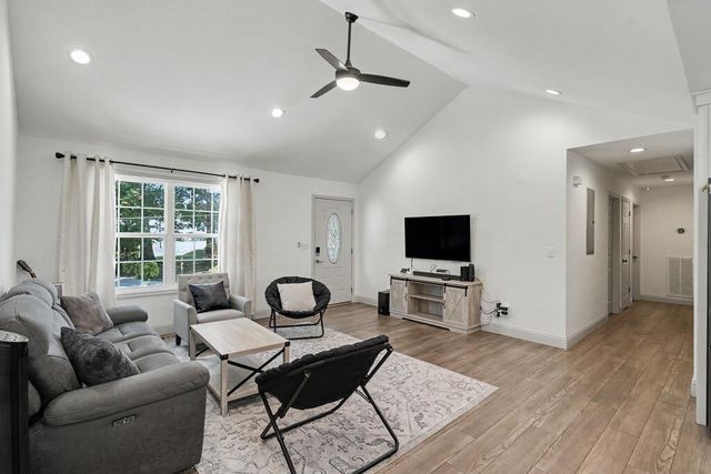 2101 Hummingbird Drive, Dalton, GA 30721