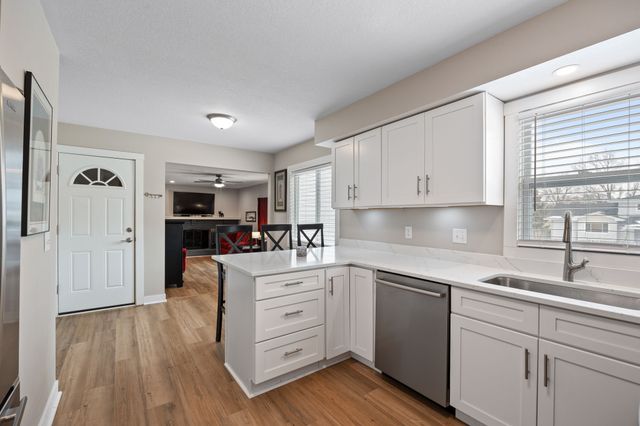 3505 Patricia Drive, Urbandale, IA 50322