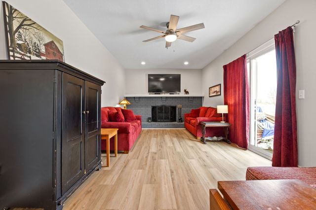 3505 Patricia Drive, Urbandale, IA 50322