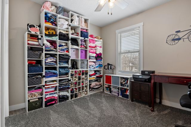 3505 Patricia Drive, Urbandale, IA 50322