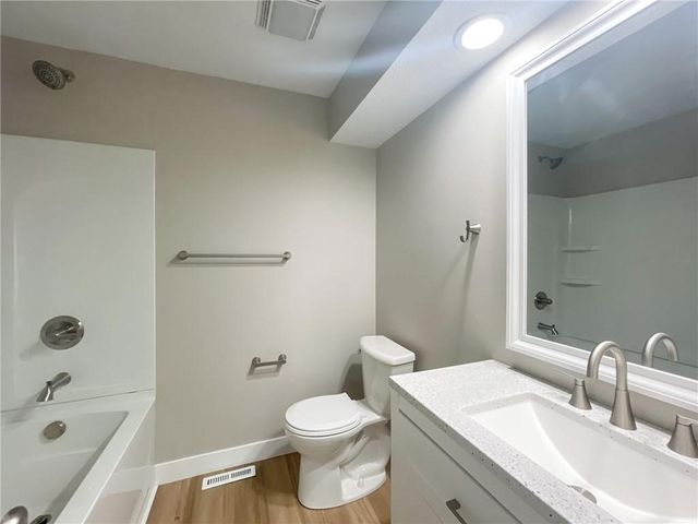 3505 Patricia Drive, Urbandale, IA 50322