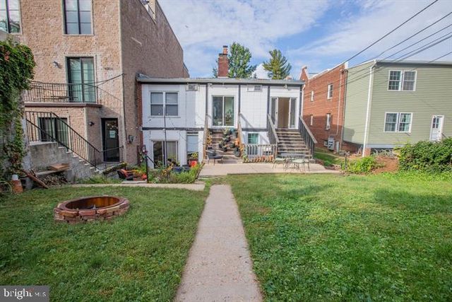 4000 EDMUNDS ST NW, Washington, DC 20007