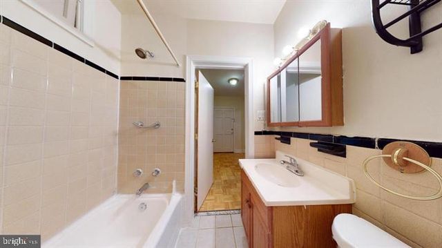 4000 EDMUNDS ST NW, Washington, DC 20007