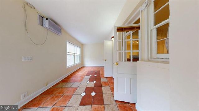 4000 EDMUNDS ST NW, Washington, DC 20007