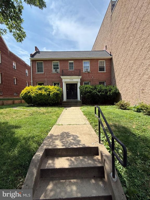 4000 EDMUNDS ST NW, Washington, DC 20007