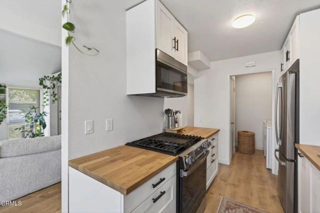 262 W Vineyard Avenue, Oxnard, CA 93036