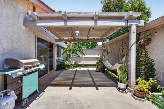 262 W Vineyard Avenue, Oxnard, CA 93036