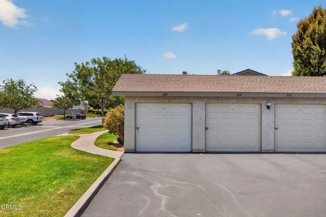 262 W Vineyard Avenue, Oxnard, CA 93036