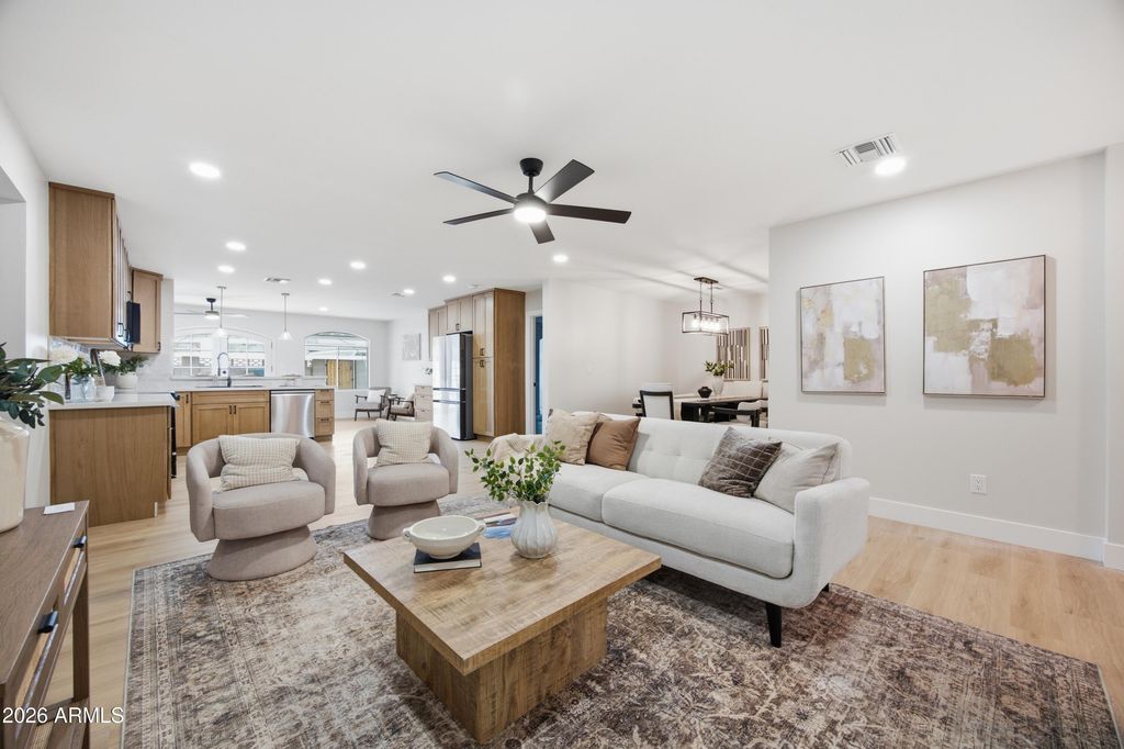 4928 E VIRGINIA Avenue, Phoenix, AZ 85008 — exterior