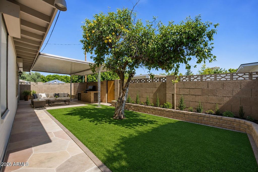 4928 E VIRGINIA Avenue, Phoenix, AZ 85008 — photo 3