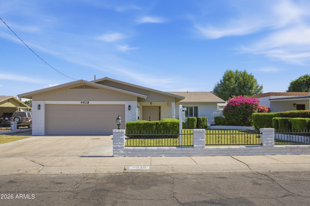 4928 E VIRGINIA Avenue, Phoenix, AZ 85008 — photo 4