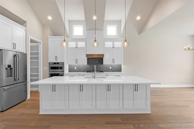 11966 S 94th East Avenue, Bixby, OK 74008