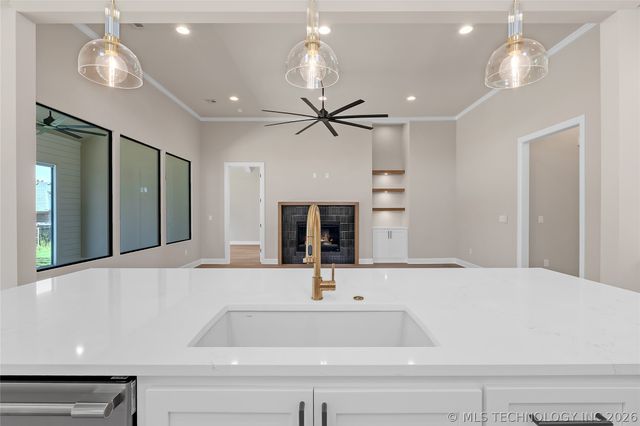 11966 S 94th East Avenue, Bixby, OK 74008