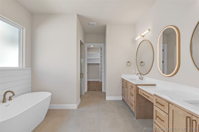 11966 S 94th East Avenue, Bixby, OK 74008
