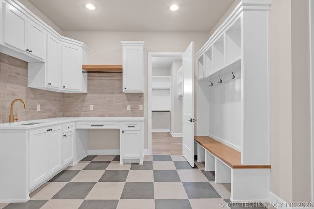 11966 S 94th East Avenue, Bixby, OK 74008