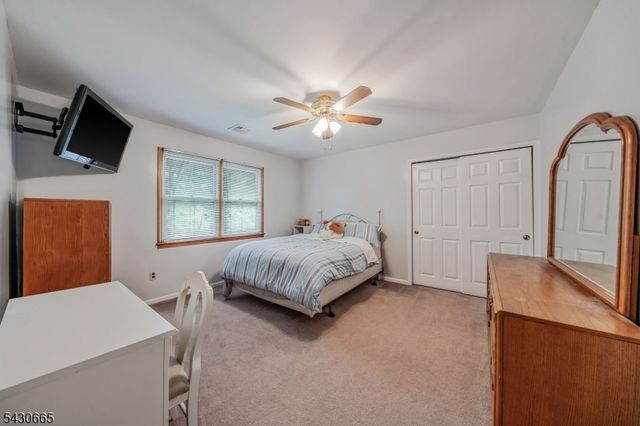 11 Ledgerock Ct, Parsippany-troy Hills Twp., NJ 07950