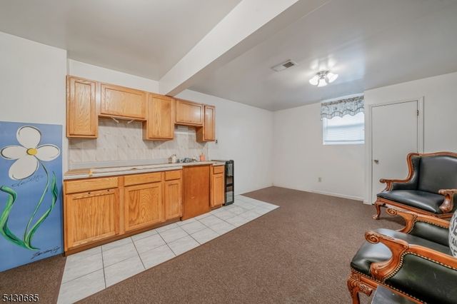 11 Ledgerock Ct, Parsippany-troy Hills Twp., NJ 07950